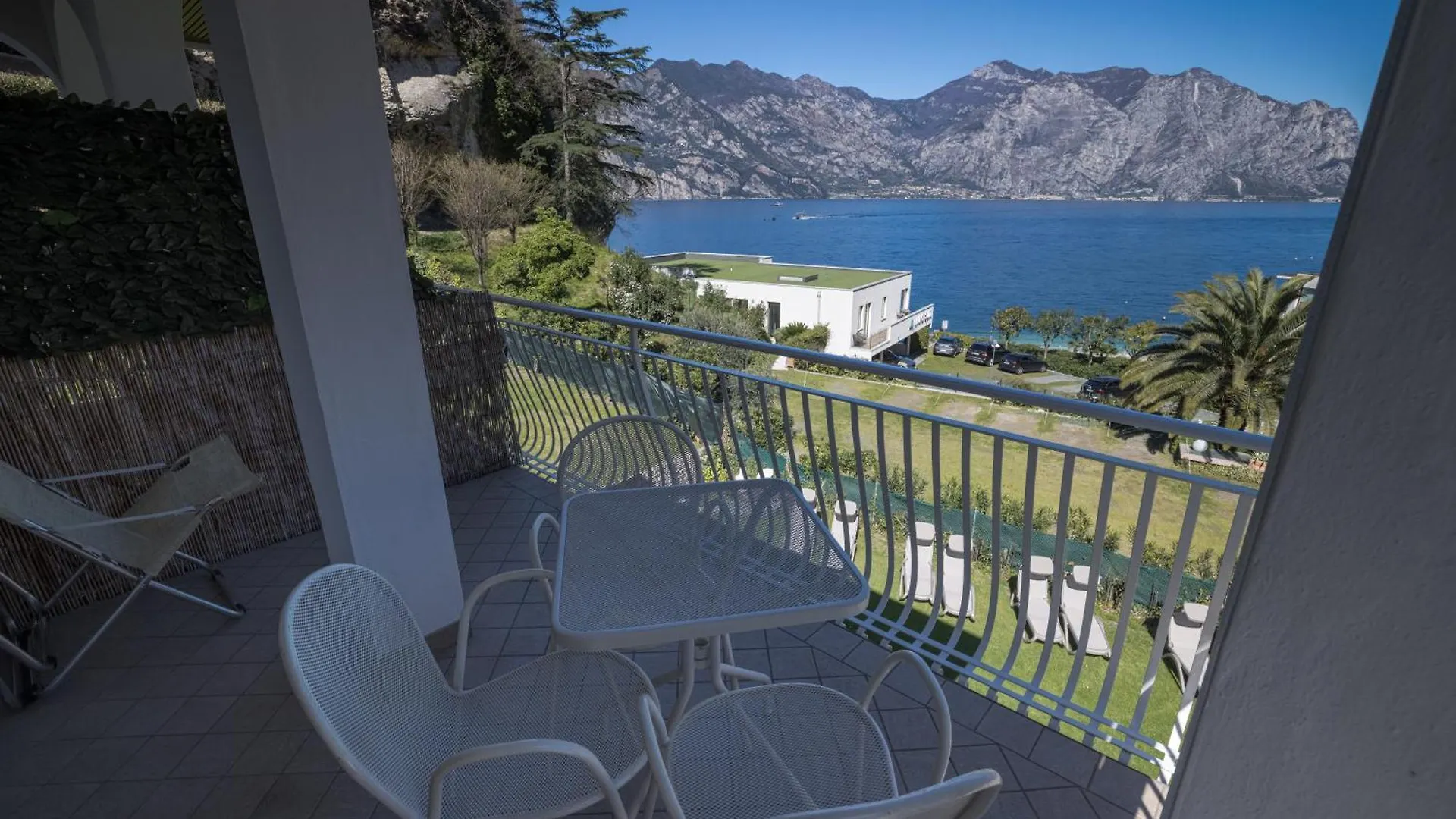 La Madrugada Aparthotel Malcesine Italy