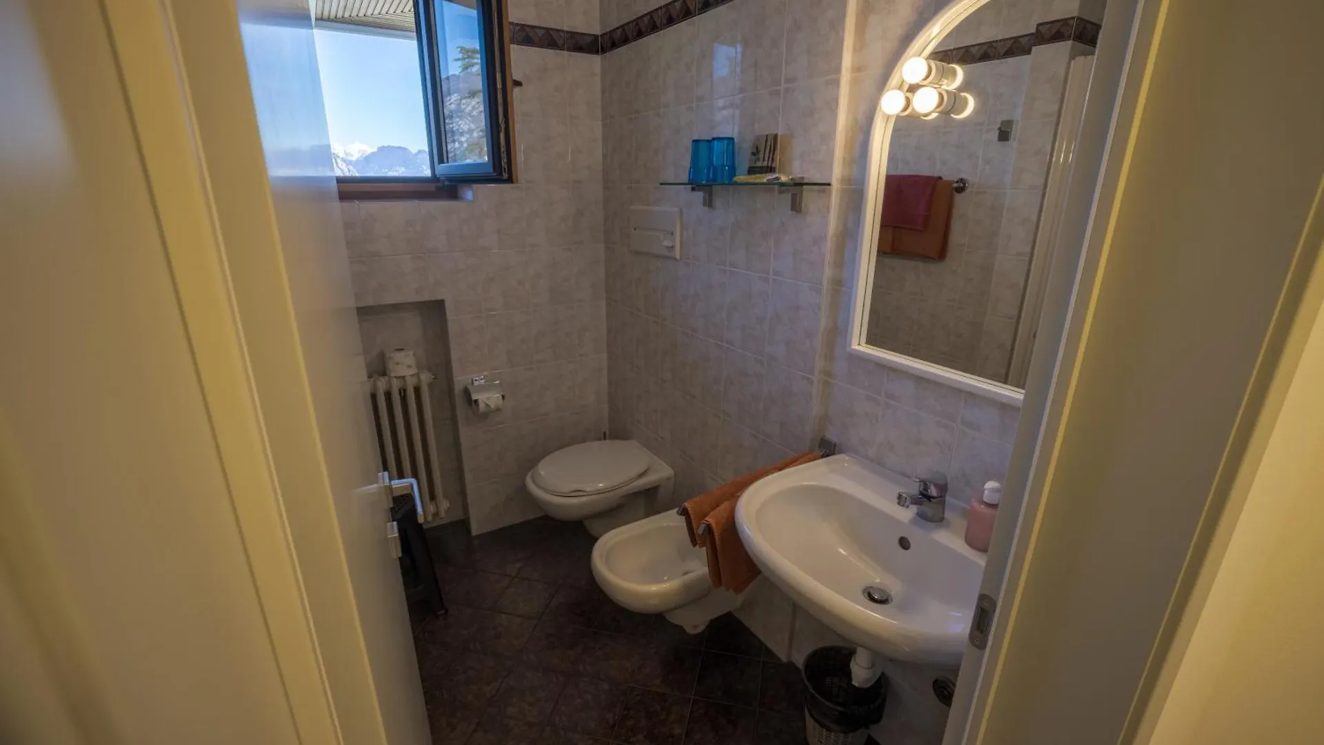 La Madrugada Aparthotel Malcesine