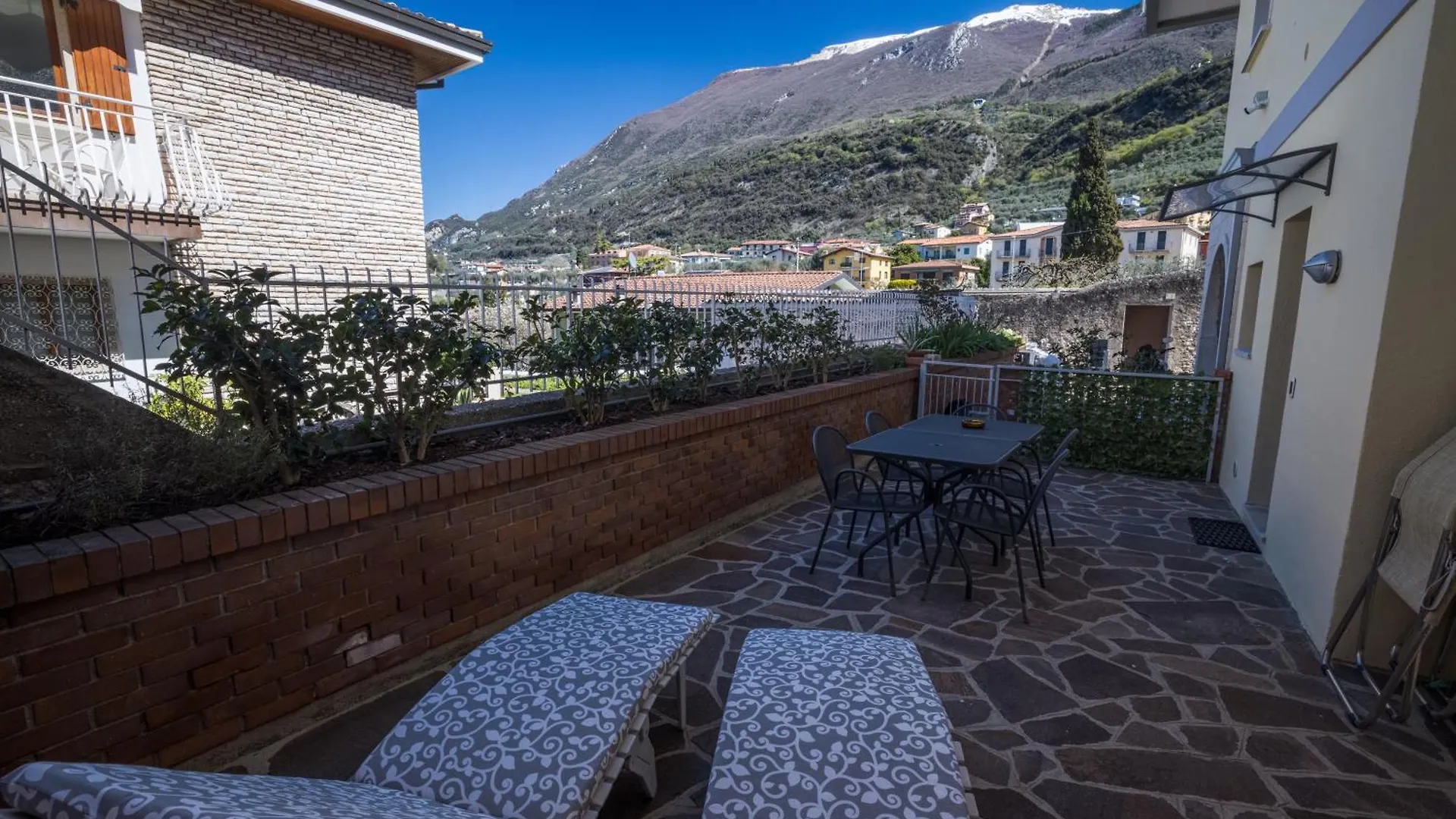 La Madrugada Aparthotel Malcesine Italy