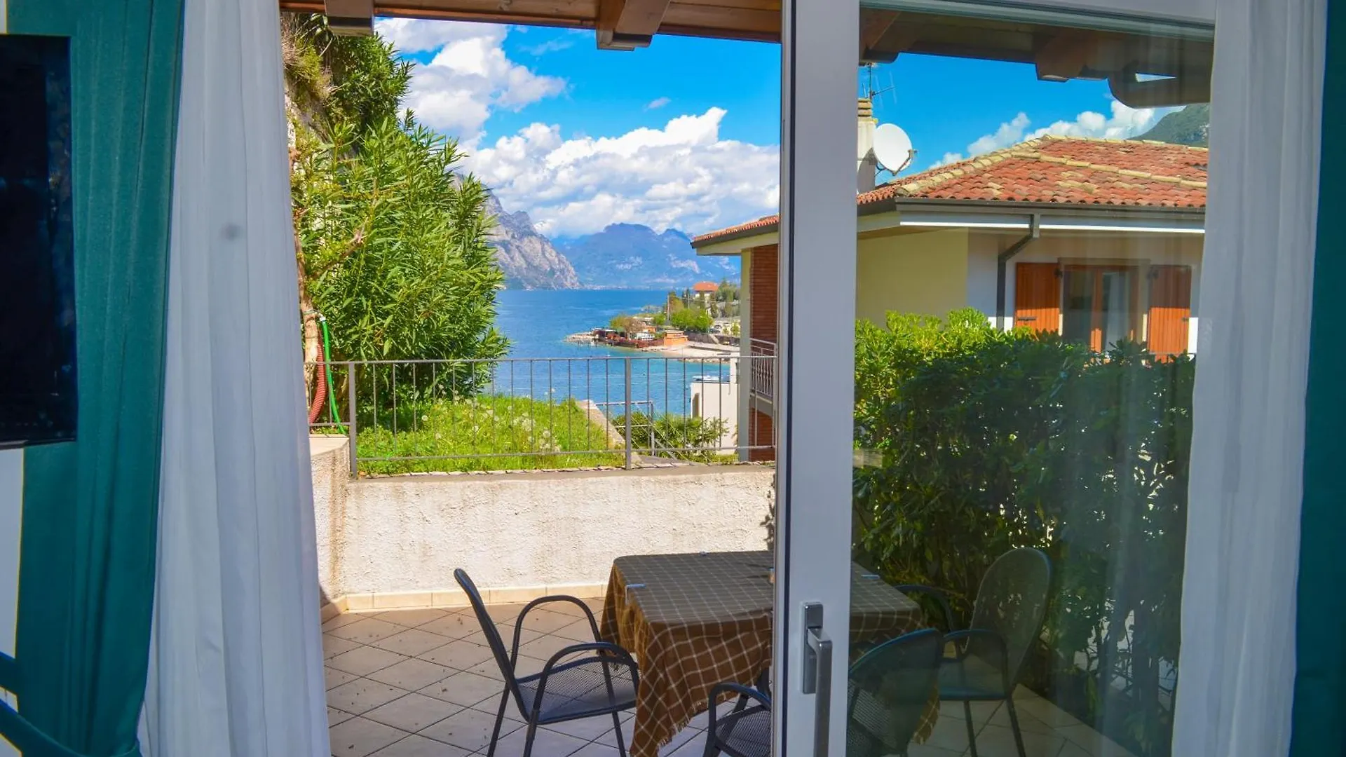 La Madrugada Aparthotel Malcesine